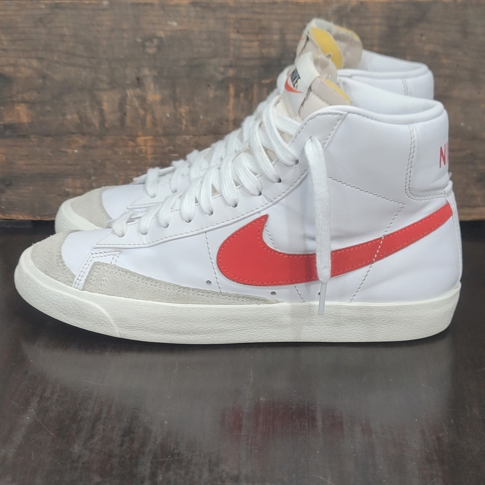 Nike Blazer Mid 77 Vintage Wmns 8.5 "Habanero Red" Good Cond Same Day Shipping - Picture 2 of 9